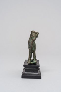 Stehender Apis-Stier