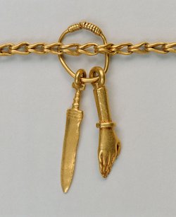 Goldkette mit 52 Anhängern