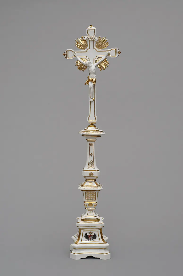 Standkreuz der Altargarnitur der Kaiserin Wilhelmine Amalia