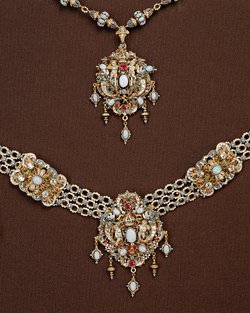 Der ungarische Opalschmuck