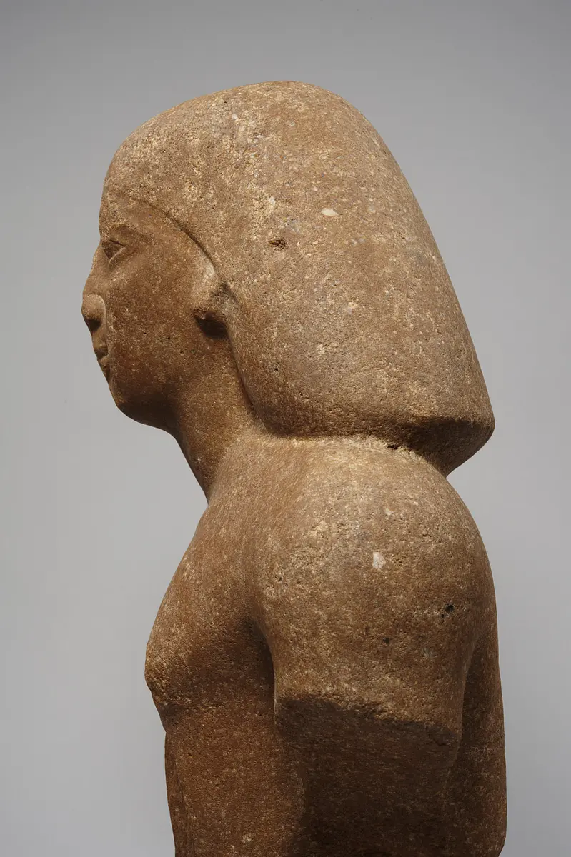 Büste der Statue eines Mannes