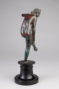 Sandalenlösende Venus