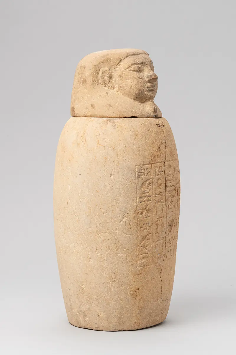 Kanope des Nes-schu-tefnut mit Deckel in Form eines Menschenkopfes