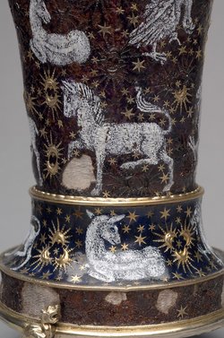 Deckelbecher