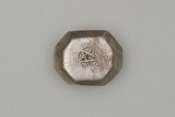 Schwertknauf mit Pentagramm (Drudenfuß)