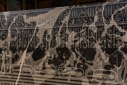 Sarkophag des Priesters Nes-schu-tefnut