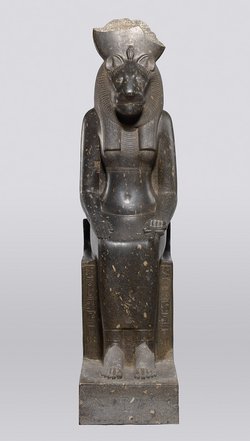 Seated statue of the goddess Sakhmet