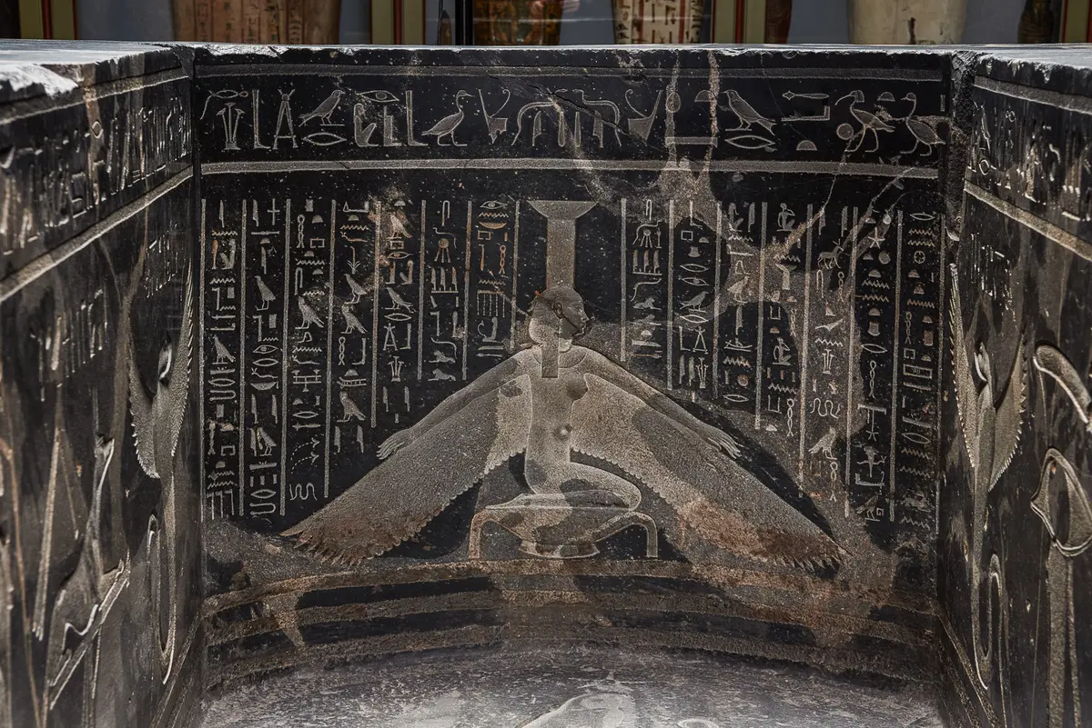 Sarkophag des Priesters Nes-schu-tefnut