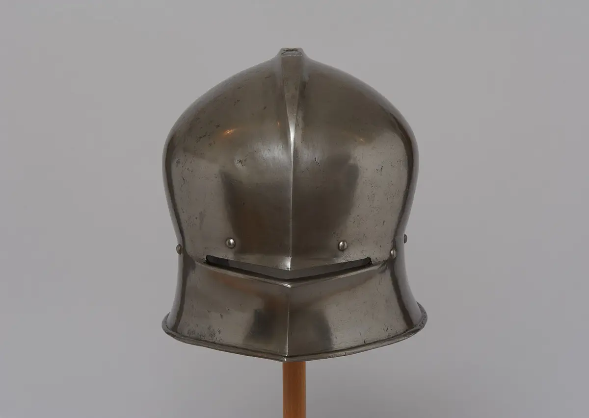 Schaller, Rennhut, Helm