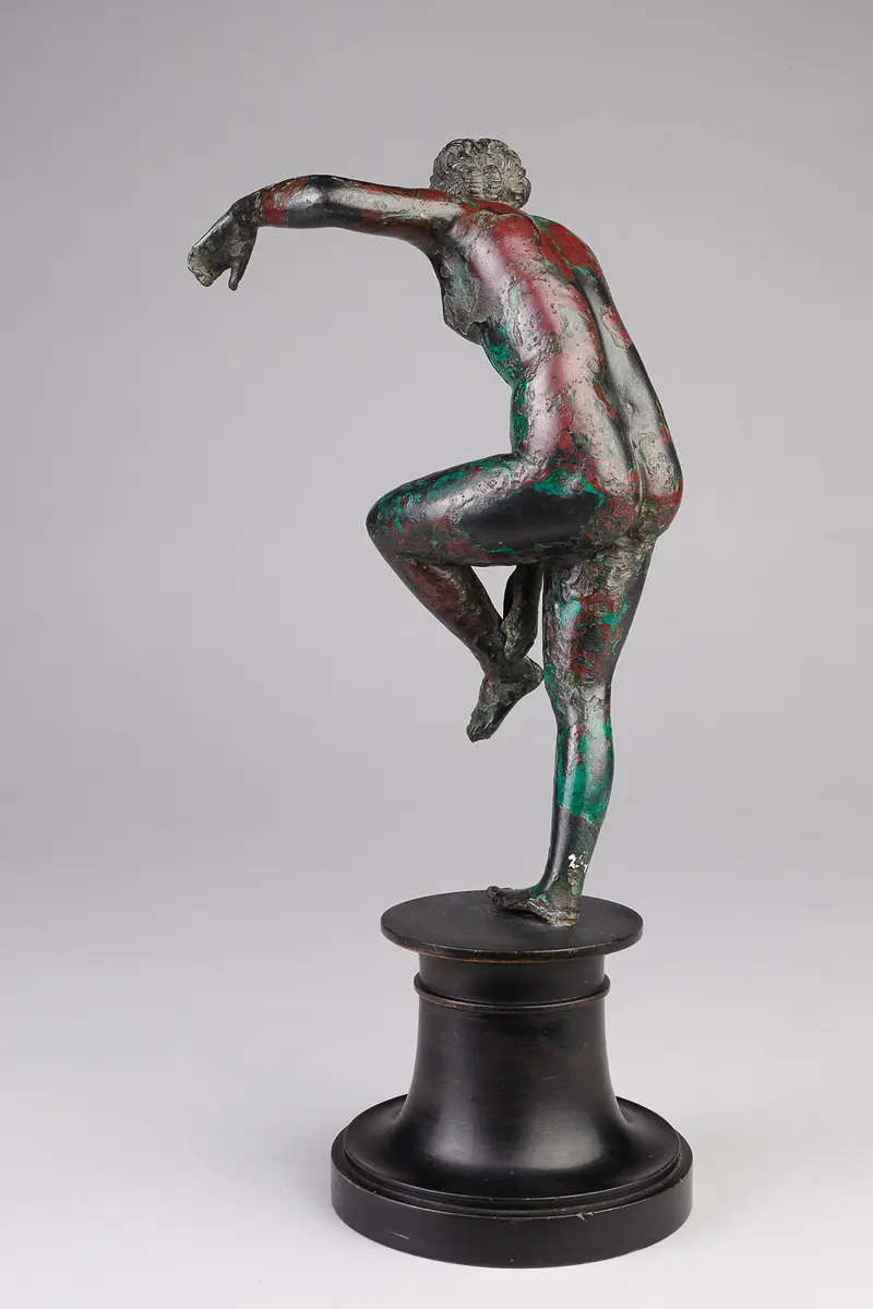 Sandalenlösende Venus