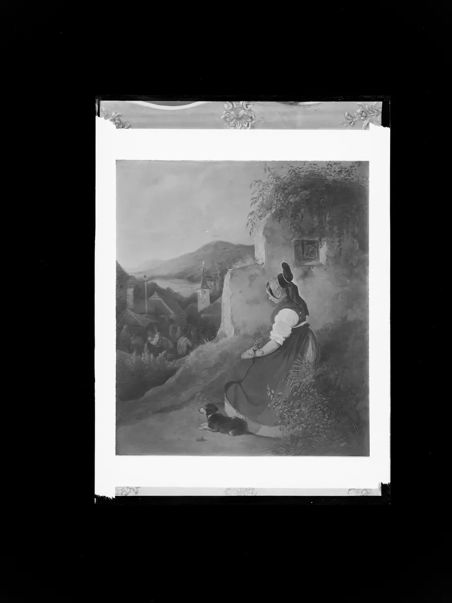 Trauernde Frau mit Hund und Goldhaube