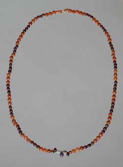 Kästchen für Schmuck und Kosmetikartikel