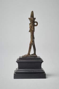 Figur des schreitenden Gottes Nefertem