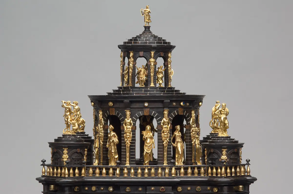 Münzschrank aus dem Besitz Erzherzog Ferdinands II. von Tirol