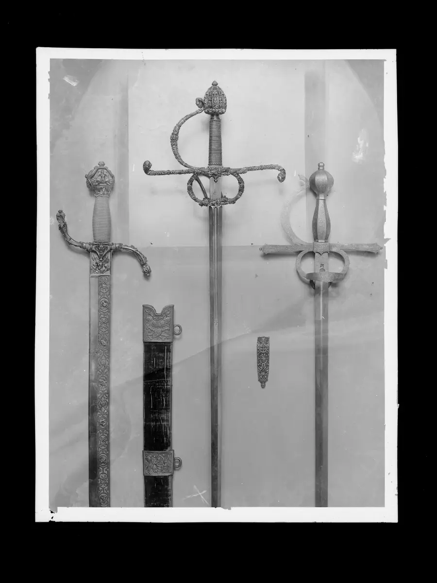 Goldener Degen; Prunksäbel (Kordelatsch/Coltelaggio); Rapier