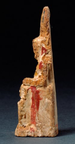 Obeliskenförmiger Behälter mit Osirisfigur