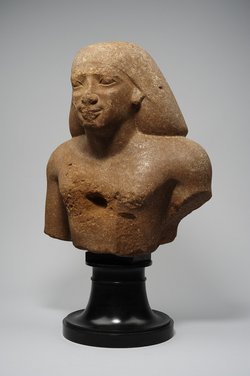 Büste der Statue eines Mannes