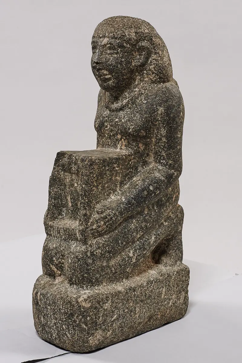 Naophore Statue, unfertig