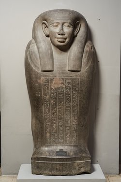 Deckel des Sarkophags der Chedeb-neith-iret-binet