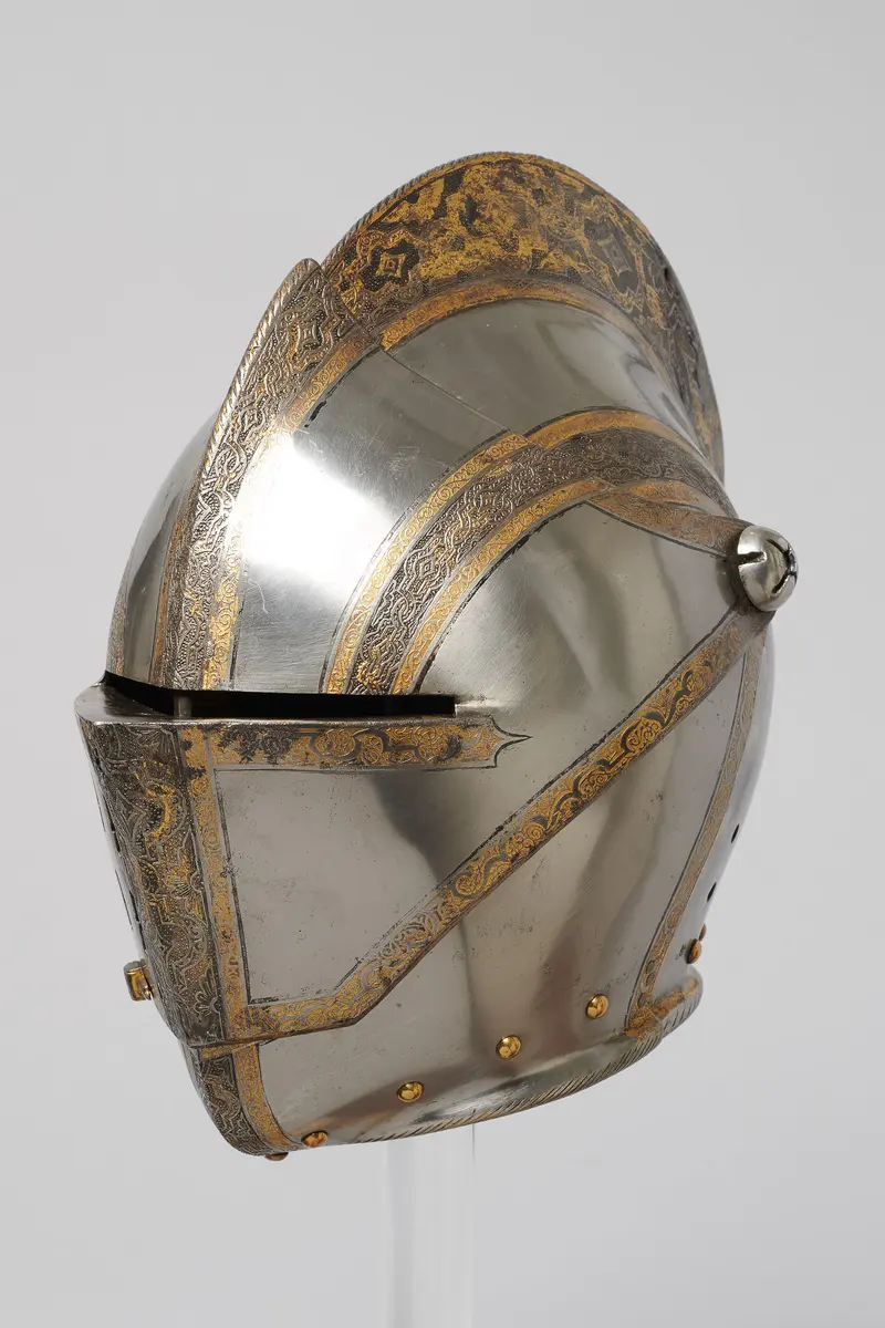 Geschlossener Helm der Prinzengarnitur