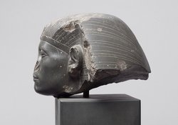 Head from a sphinx of Senwosret III 