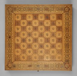 Spielbrett für Mühle, Dame und den "Langen Puff" mit 29 Spielsteinen