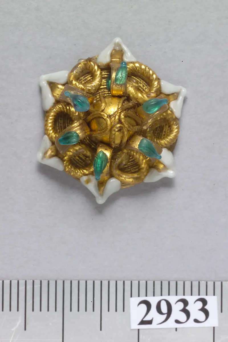 sechsstrahliger sternförmiger Knopf aus Glas