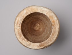 Kanope mit Deckel in Form eines Affenkopfes