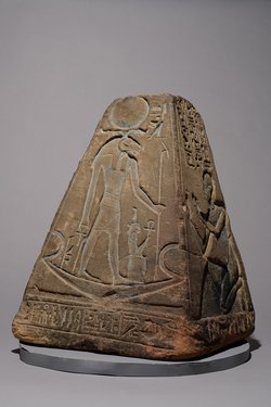 Pyramidion of Meri-imen Ra-mesu 