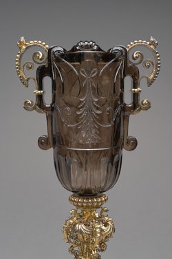 Henkelvase