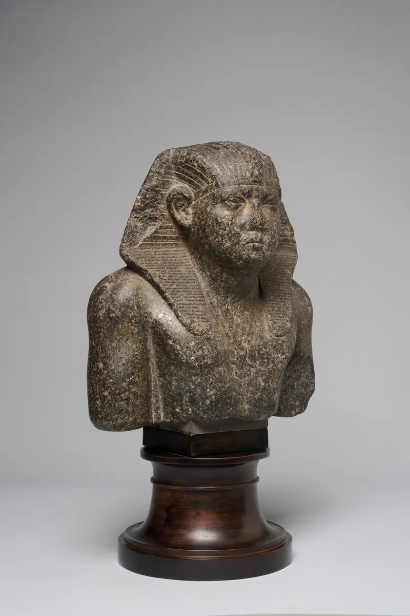 Oberteil einer Königsstatue (Sesostris II.?)