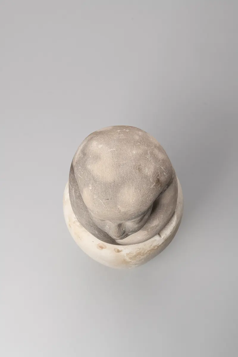 Kanope mit Deckel in Form eines Menschenkopfes