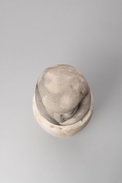 Kanope mit Deckel in Form eines Menschenkopfes