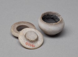 Kästchen für Schmuck und Kosmetikartikel