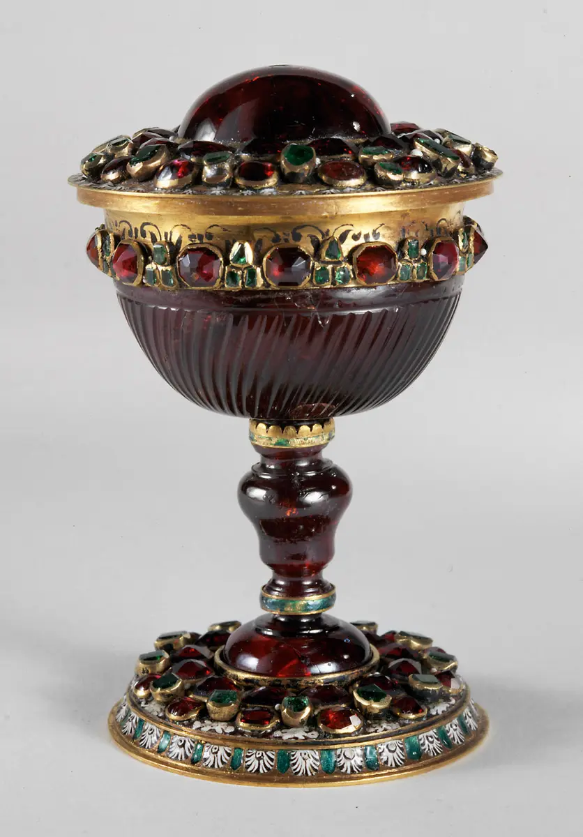 Deckelpokal