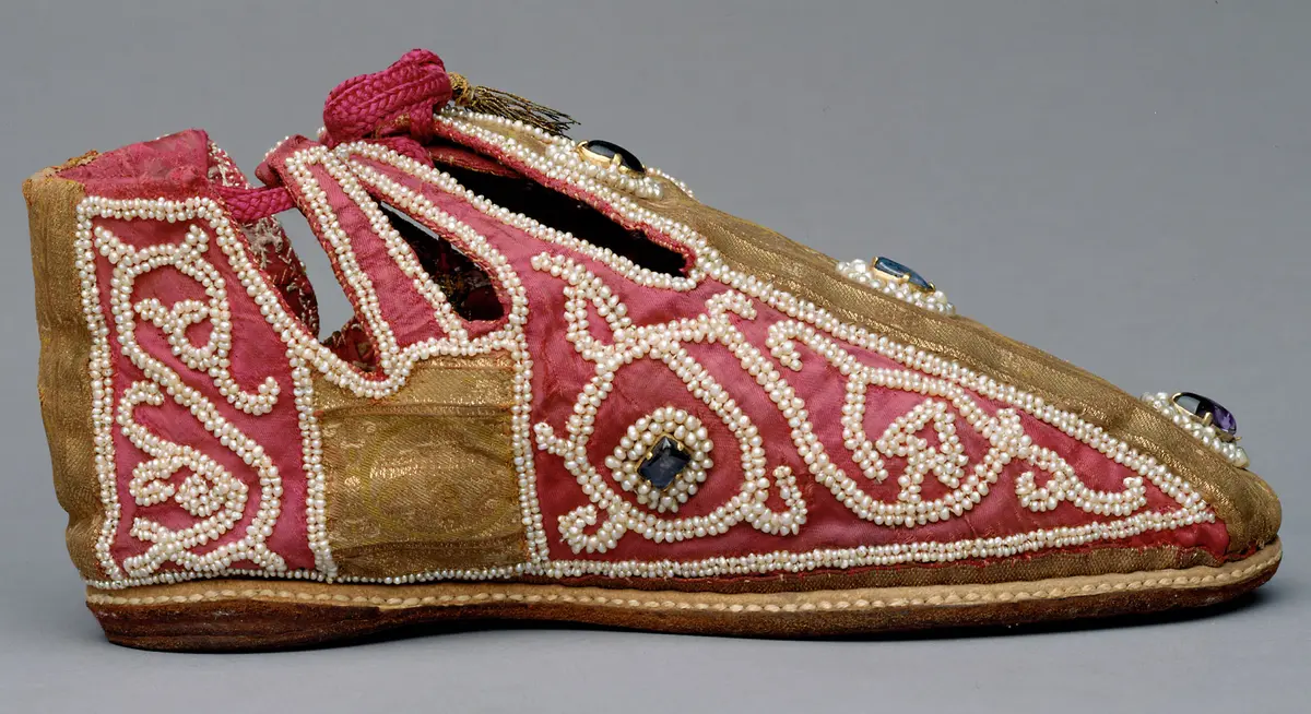 Die Schuhe (Sandalia)