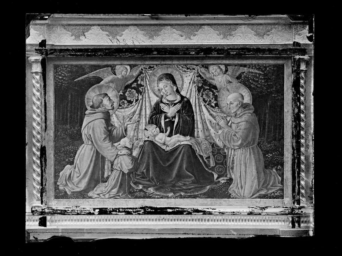 Maria mit Kind, Hl. Franziskus, dem Stifter Fra Jacopo da Montefalco (links) und Hl. Bernardin von Siena (rechts)