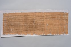 Papyrus mit dem Bestattungsritual des Apis-Stiers