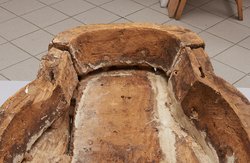 Deckel des mumienförmigen Außensarges der But-har-chensu