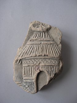 Fragment aus der linken Hälfte einer Nillandschaft: Rohrhütte