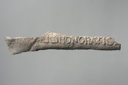 Fragment einer Wasserleitungsröhre