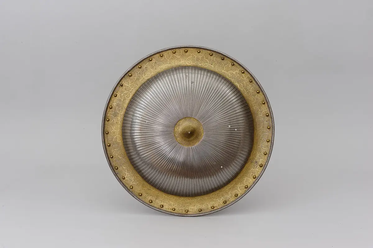Round shield