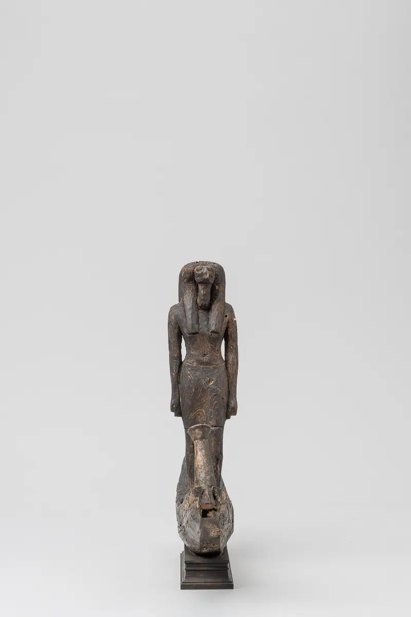 Figur des ibisköpfigen Gottes Thot, in einer Barke stehend