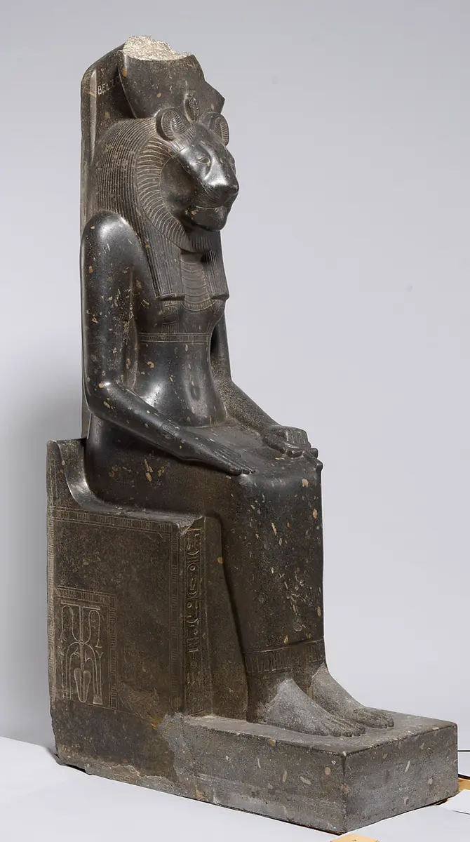 Seated statue of the goddess Sakhmet