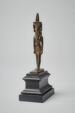 Figur des schreitenden Gottes Nefertem