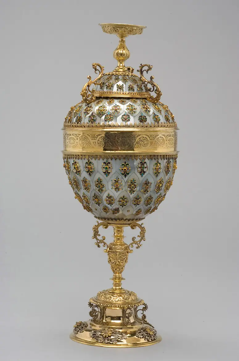 Ten-piece Ensemble of Double and Lidded Cups