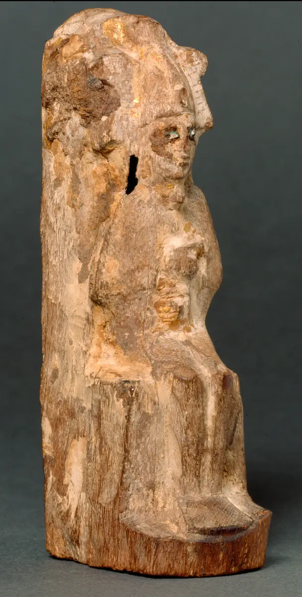 Obeliskenförmiger Behälter mit Osirisfigur