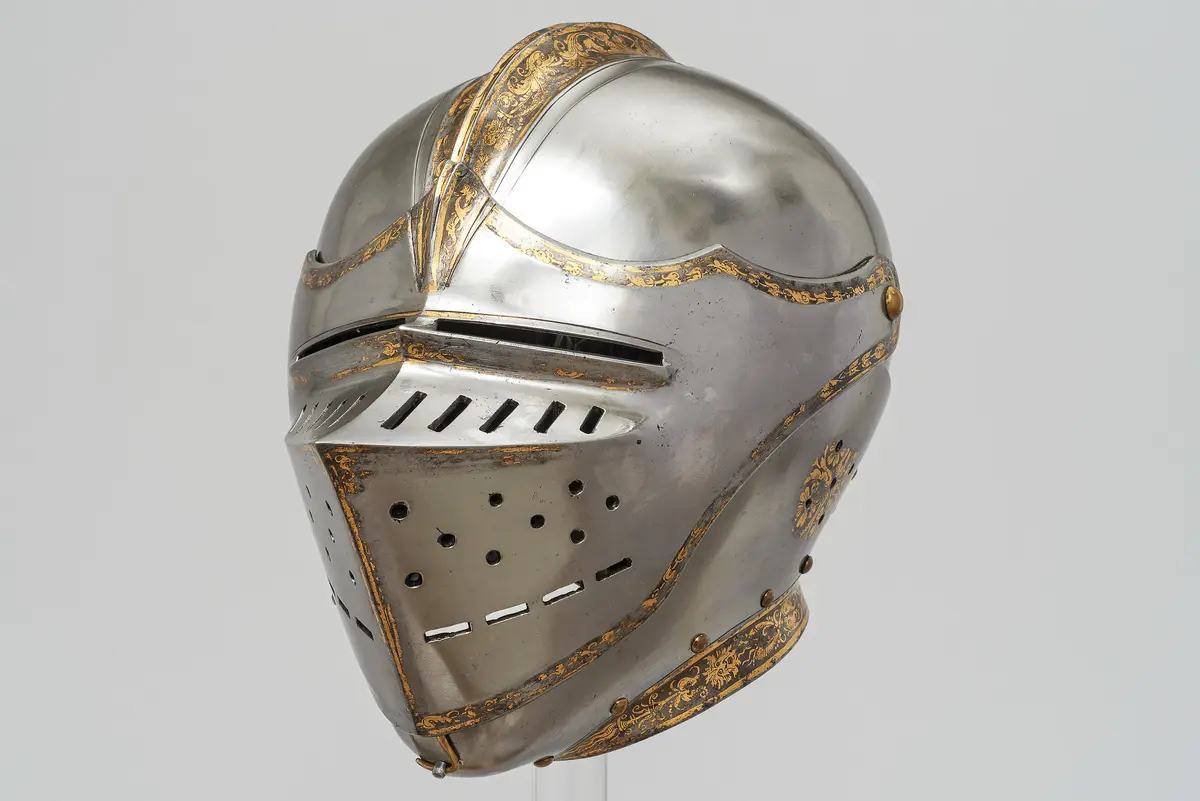 Geschlossener Helm