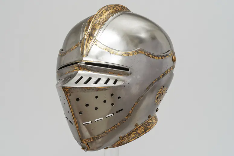 Geschlossener Helm