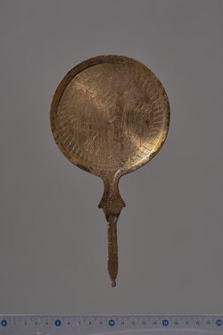 Griffspiegel: Vierfigurenszene